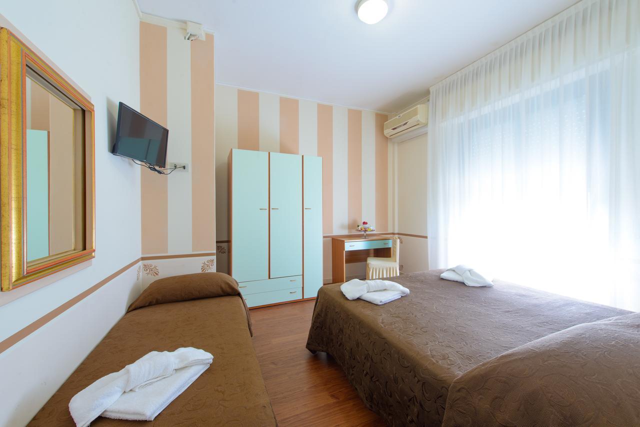 Hotel Maracaibo Rimini Exteriér fotografie